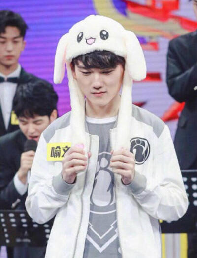 近日，外媒dexerto对TL战队打野选手Pyosik进行了采访 对于TL本赛季成绩未达到预期