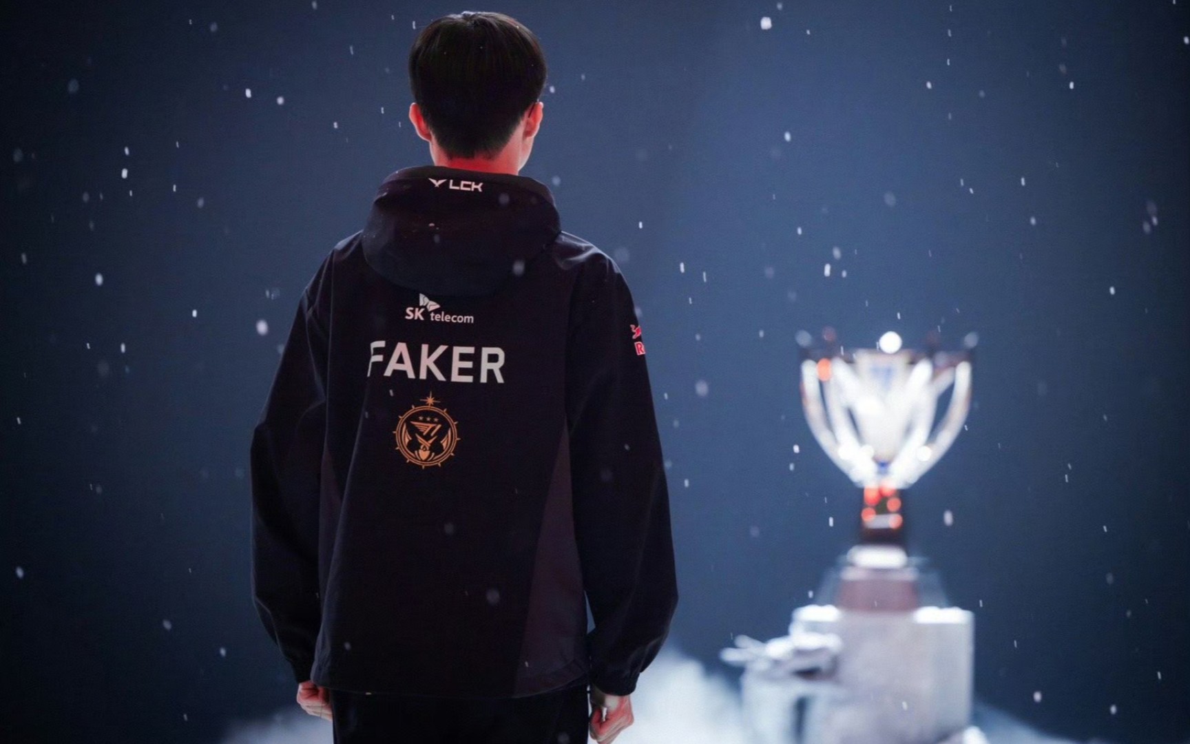 JDG官方：前 LNG Esports ， EDward Gaming ， Anyone's Legend 上单 Ale 加入团队