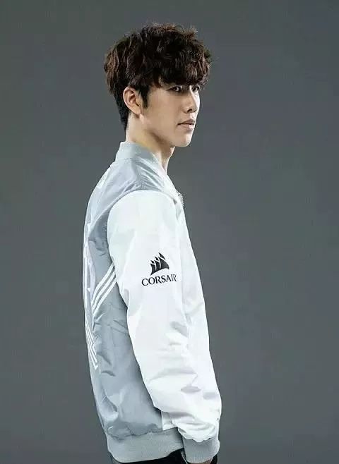 CTBC Flying Oyster 击败 FlyQuest 以晋级 2025 年全球总决赛季后赛